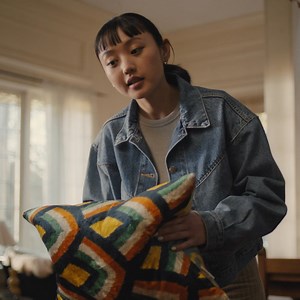 Dog disaster? Circle. Replace. Relax. Only on Android. 🛋️ | Android