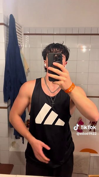 17-Year-Old Bodybuilding Journey and Gym Motivation