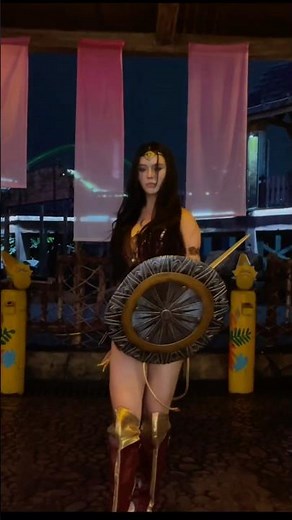 Wonder Woman Cosplay 🛡️ #cosplay #cosplayer #halloween #hercosplay #wonderwoman #dccomics #dc