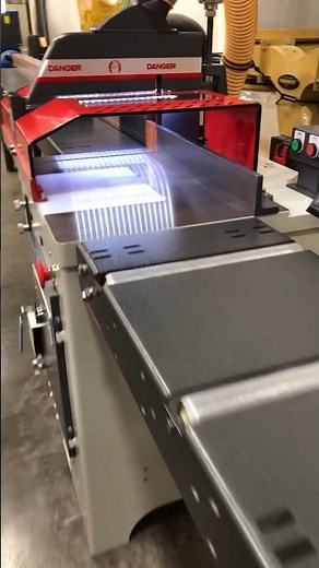 Northtech Upcut Saw and TigerStop Positioner #palletbusiness #woodworking