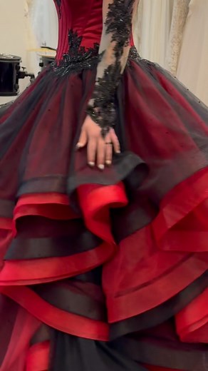 1.5K views · 31K reactions | Dark Romance trifft Bridal Couture. Ein...