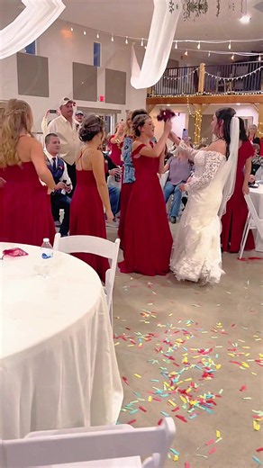 Proposal at Her Best Friend's Wedding: Romantic Surprise Ideas