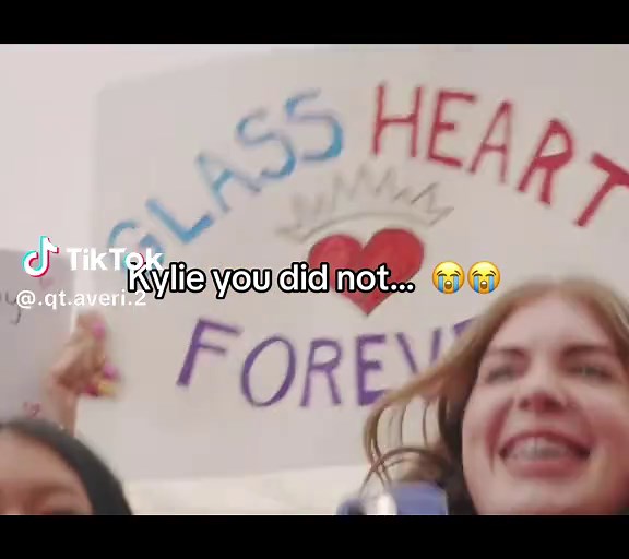 Kylie Cantrall's Carrie Bradshaw Music Video Performance
