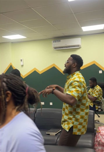 Happy Sunday💫 #qicchoir | choir choir choir