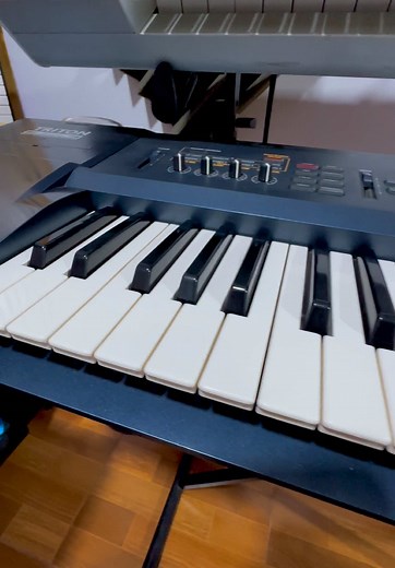 Comparing Triton Extreme and Korg Krome Keyboards: Which is Better?