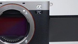 Looking for a compact and lightweight full-frame camera for better quality photos? Sony’s Alpha 7C delivers uncompromised full-frame performance and superb low-light capability in even the most challenging lighting conditions. Get a FREE 64GB SD Card when you purchase the Alpha 7C today! Go Beyond Conventions and Break Barriers with Sony’s Alpha 7C. #SonyGoBeyond #BreakBarriersWithFullFrame #BeAlpha #SonyA7C | Sony Singapore