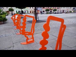 Są już stojaki „wykręcone” przez sądeczan!