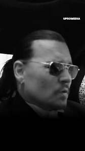 Johnny Depp berbagi filosofi hidupnya, mempertanyakan pentingnya membenci orang lain. Aktor itu menggaris bawahi bagaimana kebencian menghabiskan energi yang dapat digunakan untuk hal-hal yang lebih berarti. Instagram: @upso.iconos #upsoiconos #hiburan #selebriti #aktor #hollywood #terkenal #skandal #JohnnyDepp | Ikon