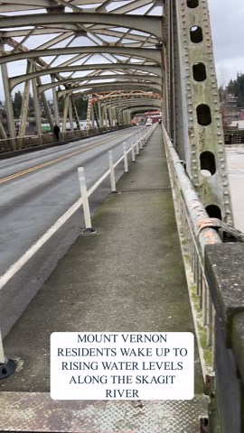 Skagit River flooding in Mount Vernon