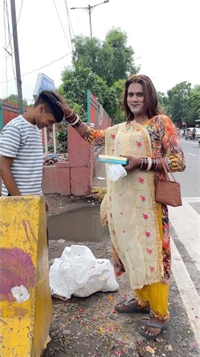 In the end, the transgender sister finally tied the Rakhi 🥹♥️ #humanity #helping #respect #shortv...