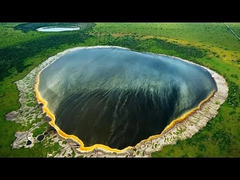10 Horrifyingly Mysterious Lakes In The World