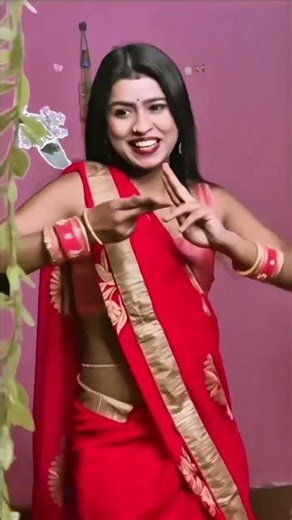 #youtube #reels #viralvideos #youtubeshorts #dance #tringsong❣️💣✌️ #shortreels📸🤗🙏like♥️and😍follow