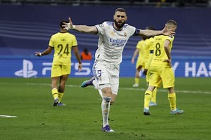 Le but du 2-3 de Karim Benzema pour le Real face à Chelsea en vidéo
