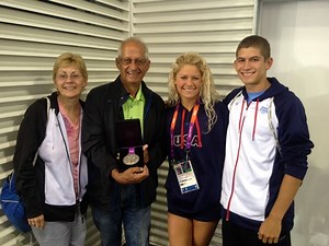 Can Olympic swimmer Elizabeth Beisel be the first woman to swim 16.7km to Block Island?