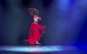 Sadie Marquardt-史诗般的肚皮舞表演-performance in The Massive Spectacular!