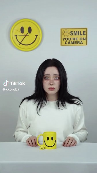 don’t forget to smile:) #weirdcore | Smile