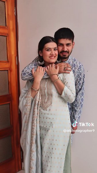 Creative Poses for Stunning Photography