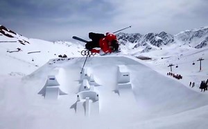 滑雪：高难度极限滑雪，让你的心随着身体飞起来