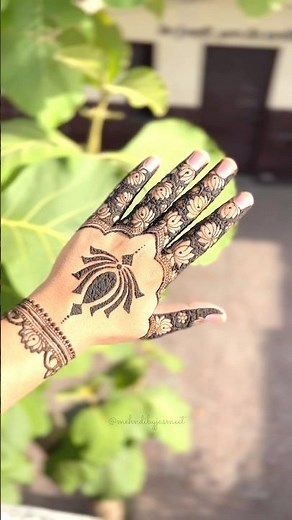 Hina Khan Bridal Mehndi Recreation | Minimal Lotus Mehndi Design | Bridal Henna 2025 #shorts