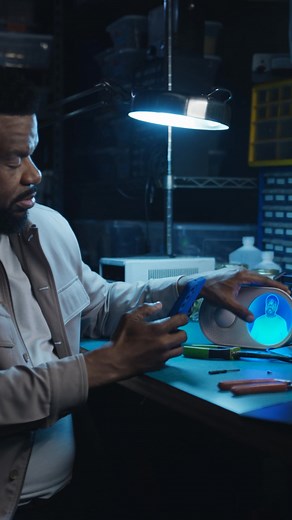 Who wouldn't be obsessed with fast, reliable service to run your business from anywhere? | AT&T Business