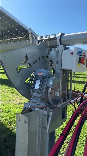 Solar Panel Tracker Following the Sun ☀️