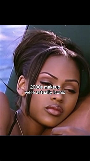 2000s makeup trends😭| #shorts #viralshorts #youtubeshorts