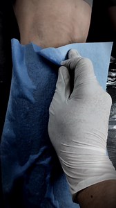 Pieza realizada por nuestro tatuador Vic Crisme, si gustan una pieza pueden mandar ib para cotizar.✨ | Emery Arte y Tatuajes