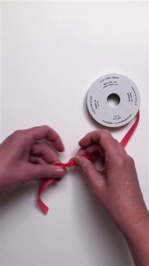 Sometimes all you need is the perfect bow. 🎀 Here’s another simple technique to tie a beautiful bow with ease. Try it out, and don’t miss tomorrow’s post for the next bow-tying trick! | Stampin' Up!