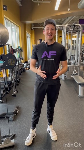 💥 3 Cable Core Exercises to Add to Your Routine 💥 Looking to build a stronger, more stable core? Try these cable machine moves next time you train: 🔹 Cable Standing Rotation – Targets trunk rotation and your obliques for powerful, athletic movement. 🔹 Cable Anti-Rotation Press – An isometric core exercise that challenges your obliques to resist the cable’s pull, helping improve posture and balance. 🔹 Cable Crunch – Engages your rectus abdominis by flexing the spine. Great for adding load to