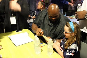 Vince Wilfork Brings Star Power to PiNZ