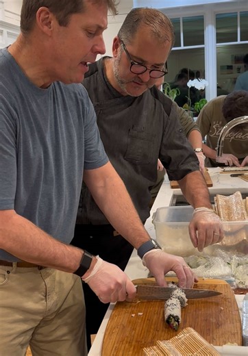 Sushi making classes are fun, book yours today offersushi.com #offersushi #sushichef #sushicatering