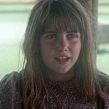 The little girl sneaks a tomato, carefully trying to repay the favor. #shorts #film #edit
