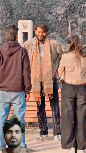 Wait for boys friendships #ytshorts #ekmotahathighumechala #vairalvideo #yashomatimaiyasebolenandlal