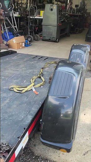 Pratt EZ-1265 ground loading trailer.