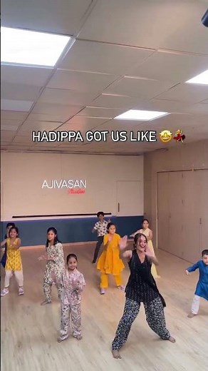 Kids Bolly-Hop Dance Class | Weekend Batches at Ajivasan Music Academy