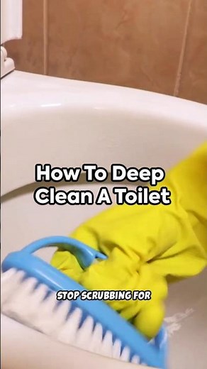 Clean Your Toilet Like a Pro in Minutes