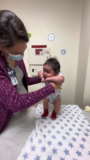6 weeks old check up 🥰😘 #matteo #babiesworld #babyboy #baby #checkup #6weeks #6weeksold #cutie