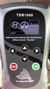 Jeep Grand Cherokee 2005 Key Programming tutorial by Josh Heath The TDB1000 ASSET Key Programming System www.tdb1000.com | The Diagnostic Box