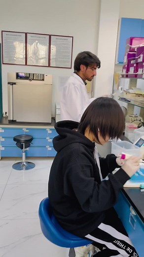 Molecular Biology and Medicine Lab Experiment on Gene Cloning E.coli this is only possible in scholoarship(Hal sirf scholoarship). #CapCut #fyp #unfreezemyacount #viral #tiktok