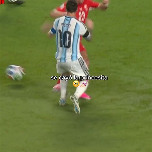 Como se caia solo nmms Messi eres un chiste #messi #cr7 #leonelmessi #mundial #princesa