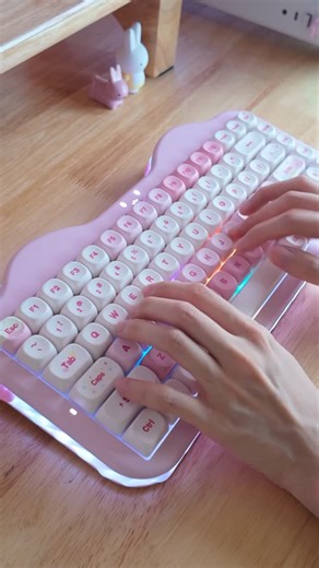 Shirlene | Cozy Desk Setup | WFH days just got cuter 🥺🐱 Finally got my hands on the C75 Cake Meow keyboard from @yunzii_keyboard 💖 the RGB on this is sooo pretty and... | Instagram