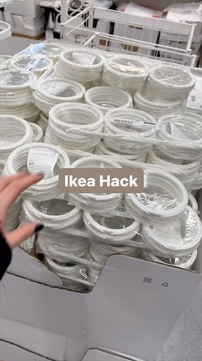 1.7M views · 3.9K reactions | IKEA Macrame Hack ✨ With IKEA KOMPLEMENT hanger 朗check out this fabulous ikea  from @menawox ! Blows our mind 勞拾 Things you need for this hack from @menawox - KOMPLIMENT hanger - Macramé yarn - dried flowers - Jute cord - Hot glue gun - branch - scissors | IKEA Hacks & Ideas | Facebook