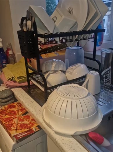 This is my weekly clean up after my deep clean in the kitchen. so much easier and quicker to maintain now #cleantok #cleaner #reset