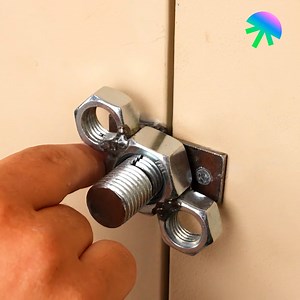 Simple gate locking solution | Science Room