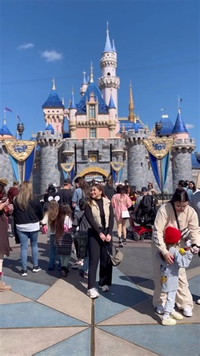 69 reactions · 4 comments | california theme parks   Universal Studios Hollywood  Disneyland Park California #themepark #traveltheworld #universal #disney #losangeles | Kaye Lantoria | Facebook