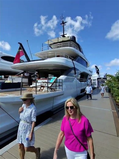 Benetti Oasis 34M Superyacht – Oasis Deck & Glass-Bottom Pool | YachtBuying101.com