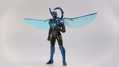 McFarlane Toys - DC Multiverse Blue Beetle Battle Mode (Blue Beetle Movie) 7in Action Figure