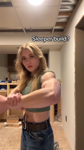 Understanding the Sleeper Build in Weightlifting