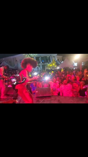 𝗖𝗢𝗠𝗠𝗜𝗦𝗦𝗜𝗢𝗡𝗘𝗥 (𝐃𝐑𝐔𝐌𝐌𝐄𝐑 𝐐𝐔𝐄𝐄𝐍👸) on Instagram: "Owerri, I'm coming to give you an unforgettable night on my birthday this Saturday. Who's ready ?? I'm coming with a Queen and kings 🤴 To get a free ticket, simply post the official flyer on your page or make a content about Commissioner’s Festival 2.0 and tag @commissioner_djwysei @mayyuledochie Owerri, Don’t miss this riveting experience. Date: 2nd November. Venue: Heroes square, Owerri. Time: 8pm. Get your tickets online: 