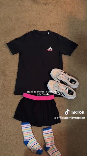 Trendy Outfits for Homeschooling Fifth Graders